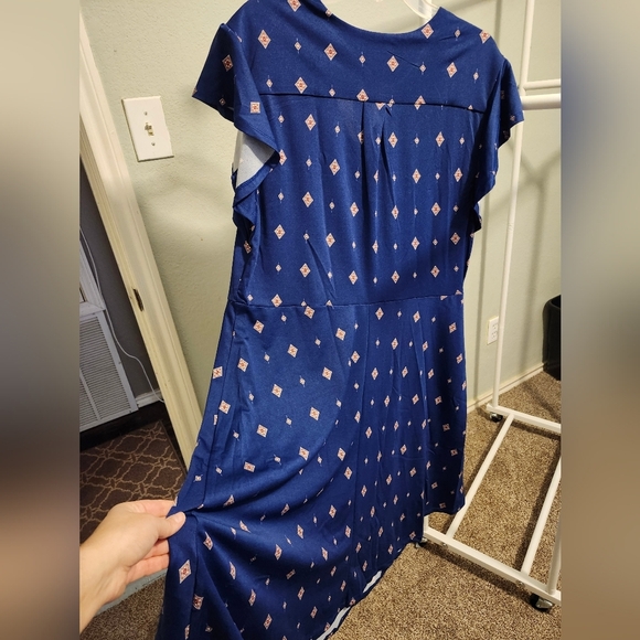 Monteau 2xl blue flowy dress poly/spandex 25 p2p 45 long - Picture 4 of 6